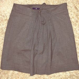 Gap skirt